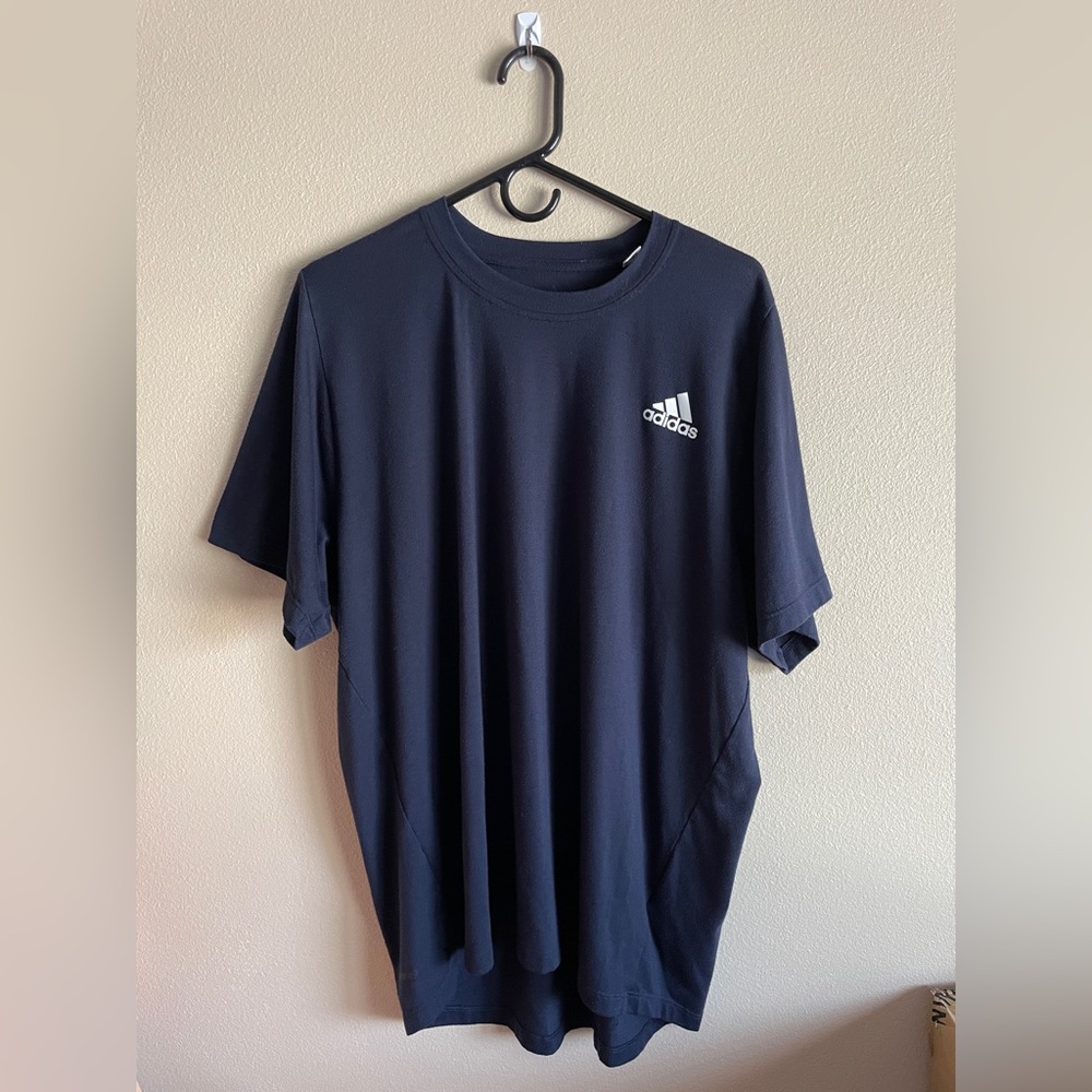 Adidas athletic shirt - Picture 1 of 3